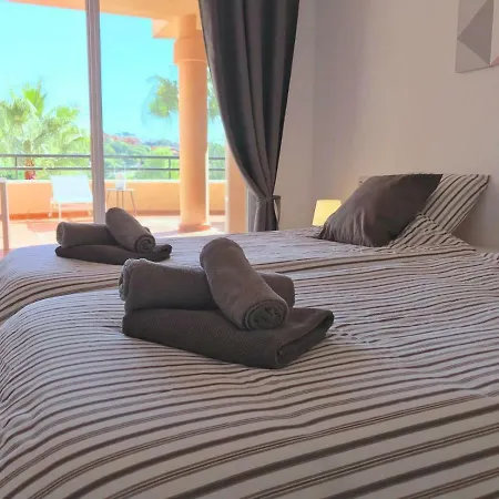 La Terraza Elviria ماربيا